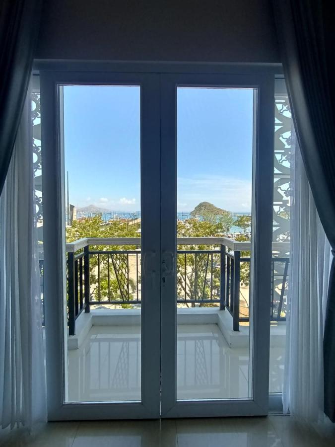 Dejavu 2.0 Hotel Bajo Komodo Labuan Bajo Kültér fotó