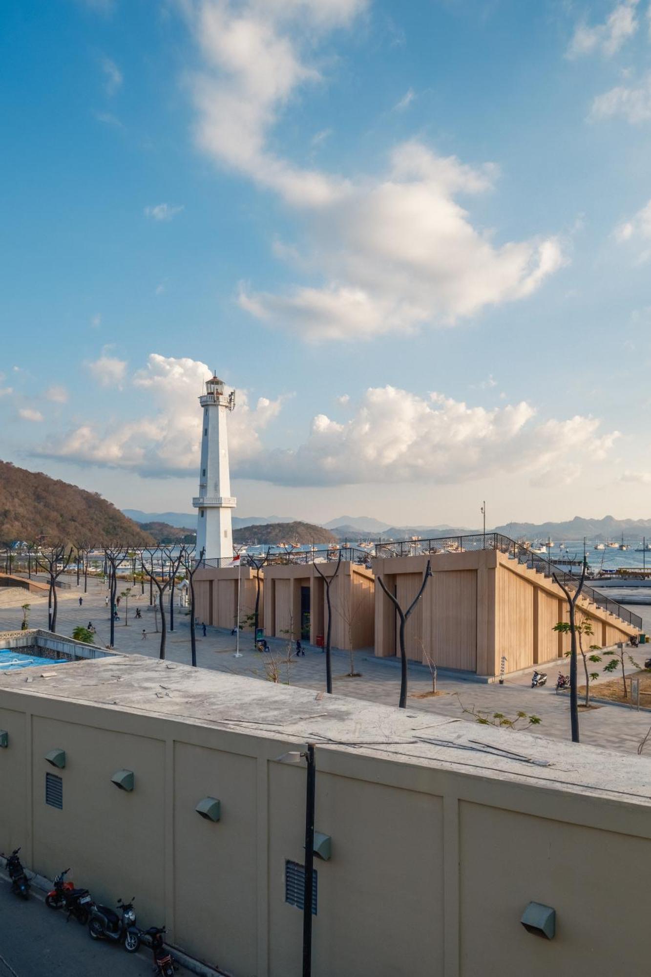 Dejavu 2.0 Hotel Bajo Komodo Labuan Bajo Kültér fotó