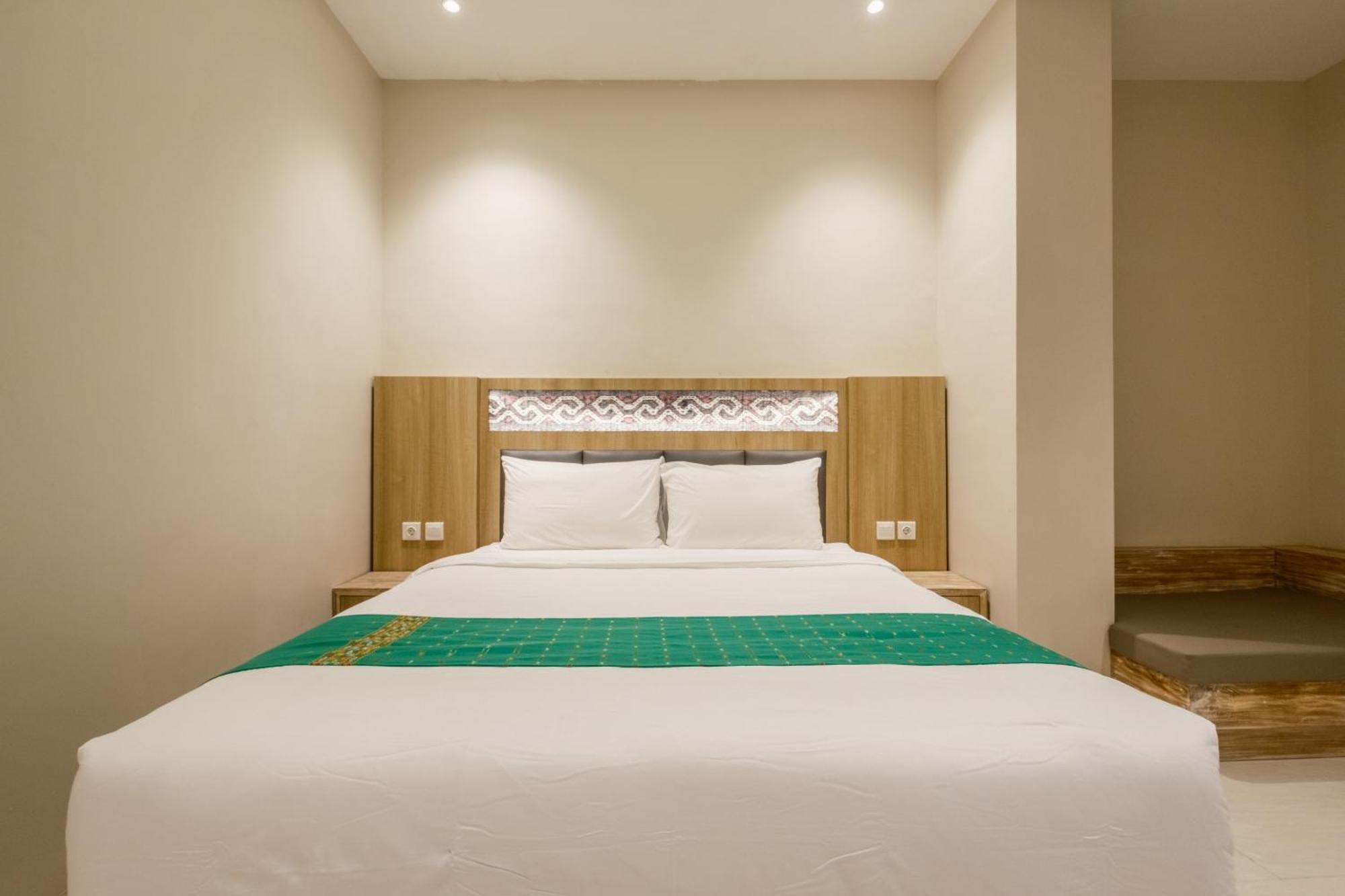 Dejavu 2.0 Hotel Bajo Komodo Labuan Bajo Kültér fotó
