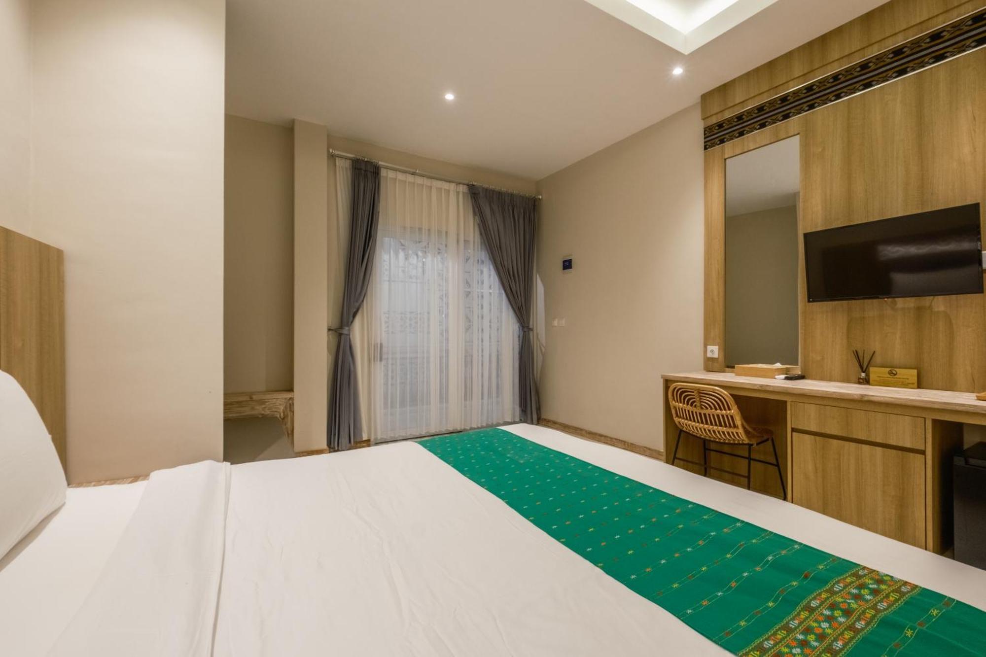 Dejavu 2.0 Hotel Bajo Komodo Labuan Bajo Kültér fotó